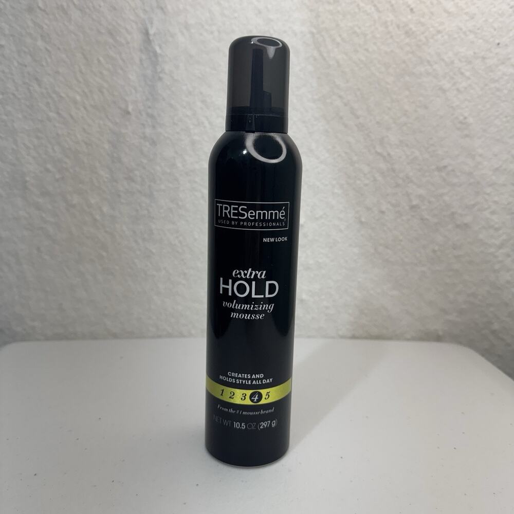 TRESemme Extra Hold Volumizing Mousse Hair Styling Level 4 NEW 10.5 Oz